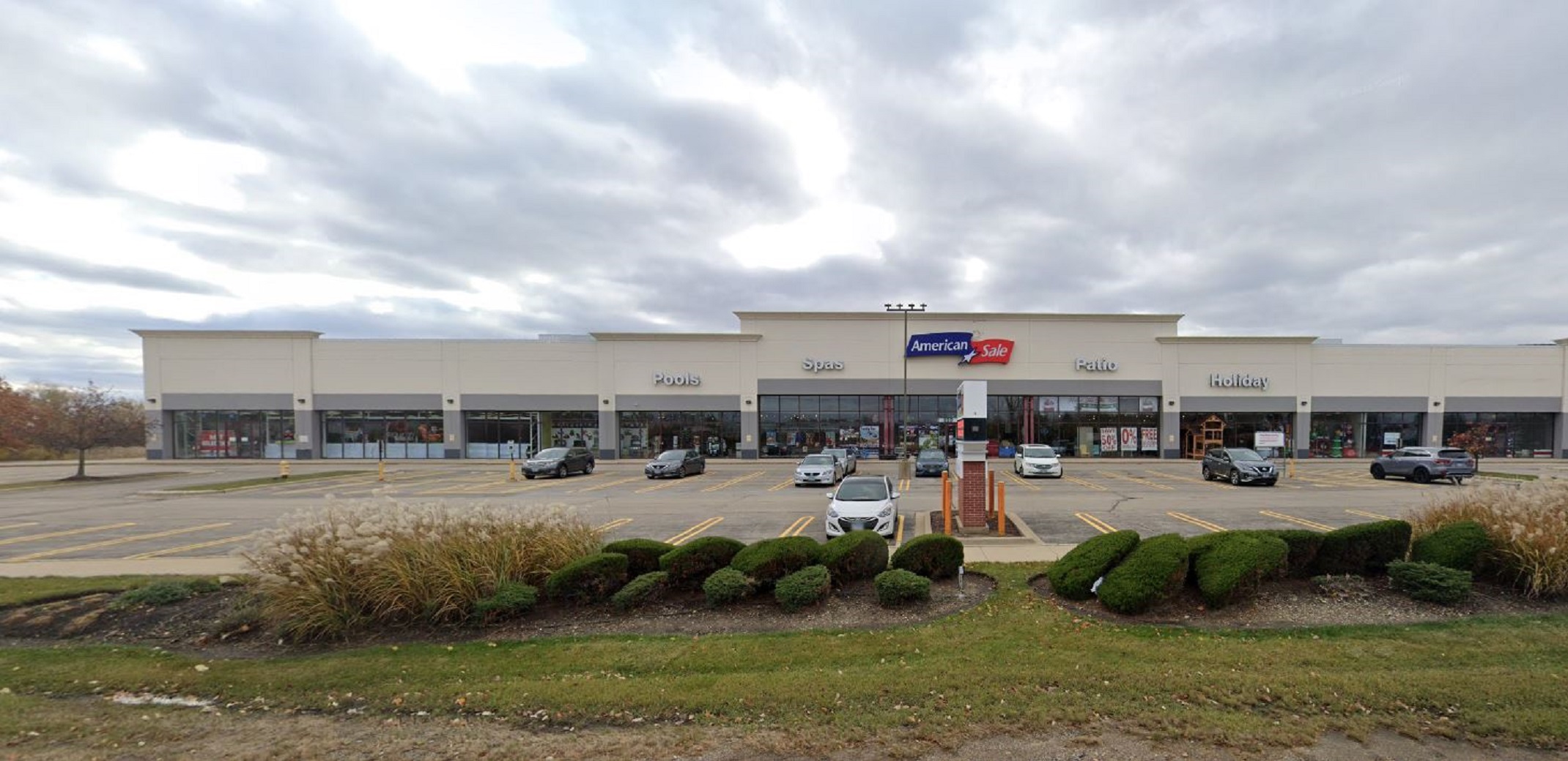 American Sale Carol Stream - Pool, Patio Furniture, Hot Tub Experts